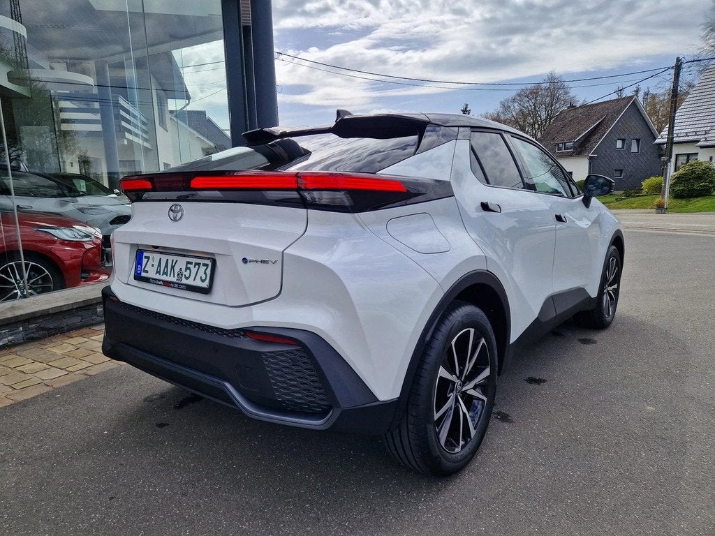 Toyota C-HR Plug-In (automatique), Autos, Toyota, Achat, 725 kg, Euro 6, https://public.car-pass.be/vhr/cb44a59e-a6f3-47cd-87e3-57216735ef8a