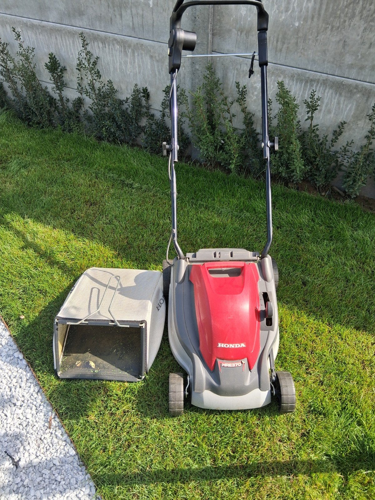 Honda hre 370 elektriciteit, Ophalen of Verzenden, Zo goed als nieuw