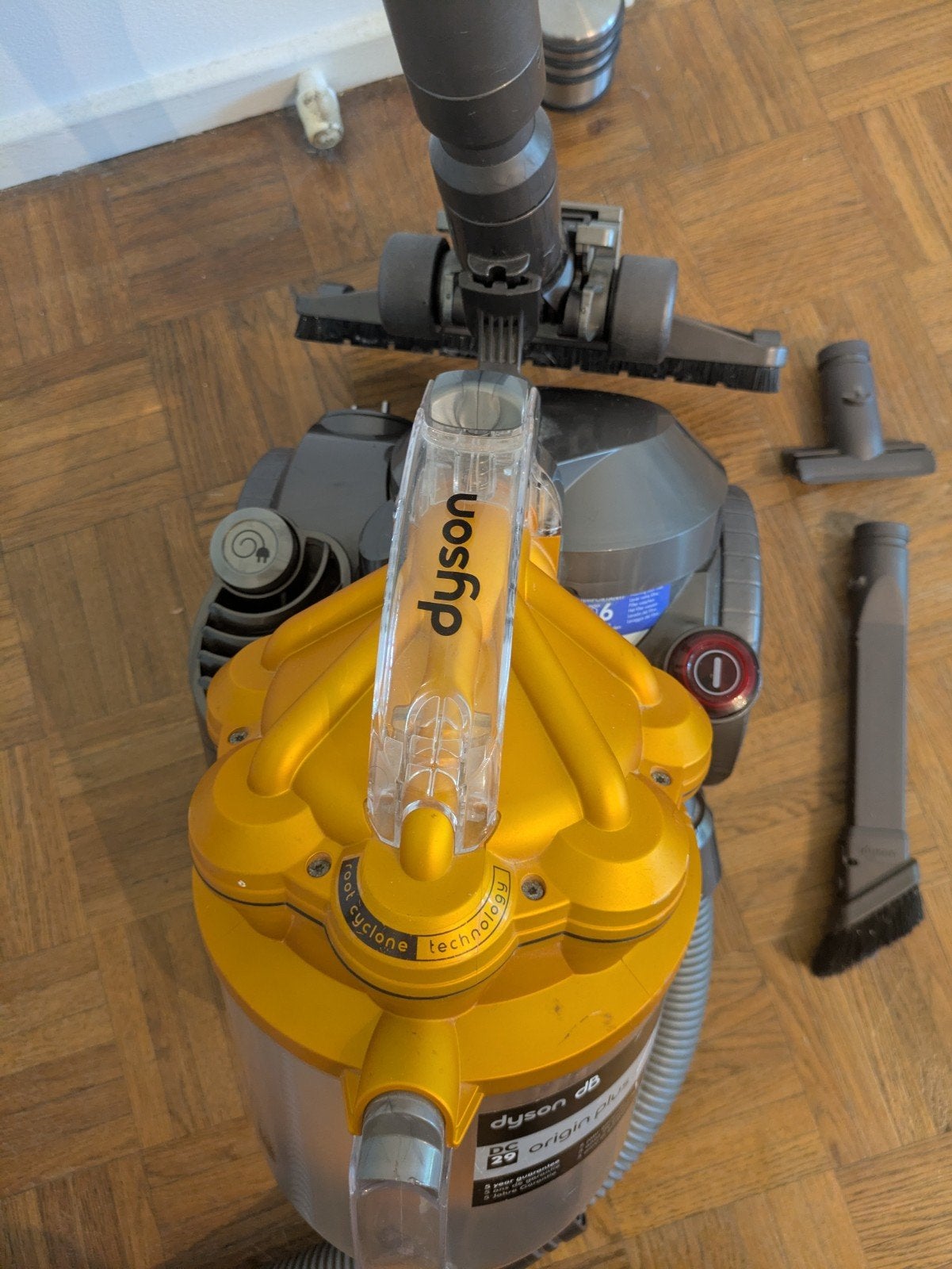 Aspirateur Dyson DC29, Electroménager, Aspirateurs, Enlèvement, Dyson