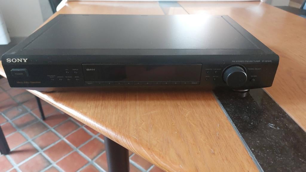 Stereo/ FM-AM Tuner Sony, Enlèvement, Utilisé