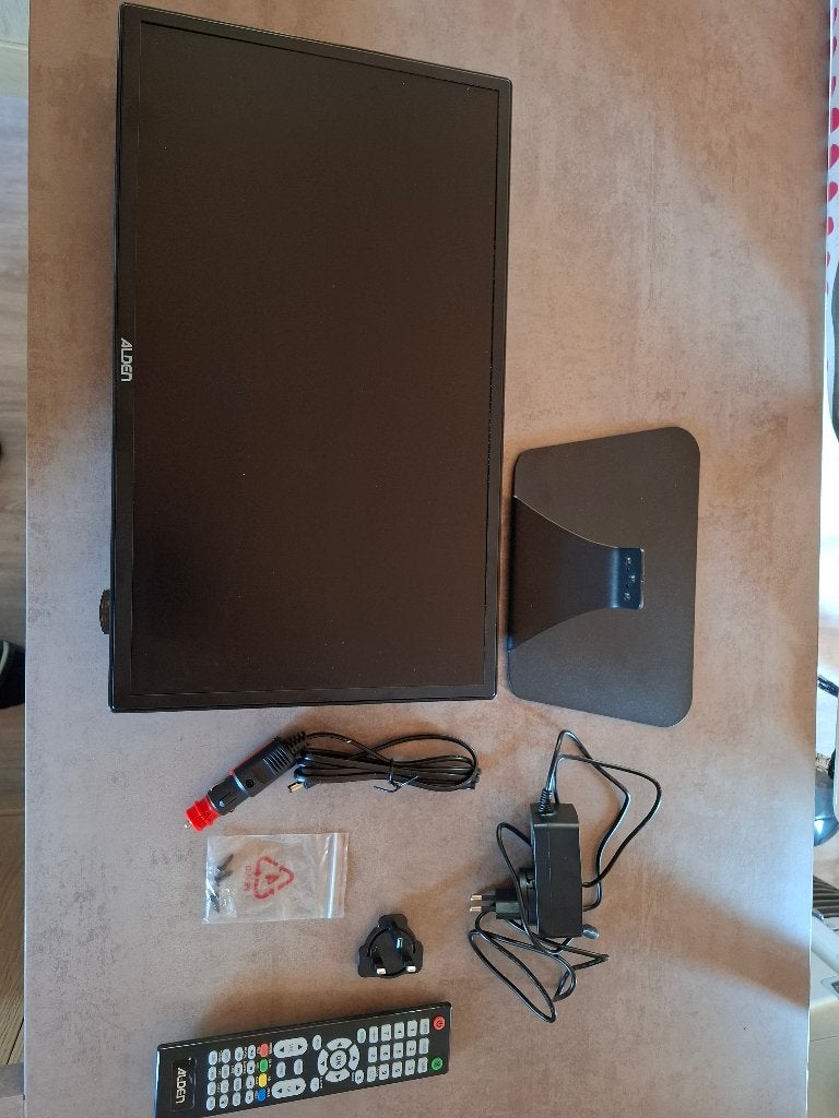 Tv camping-car 12v/220v, Ophalen, Zo goed als nieuw