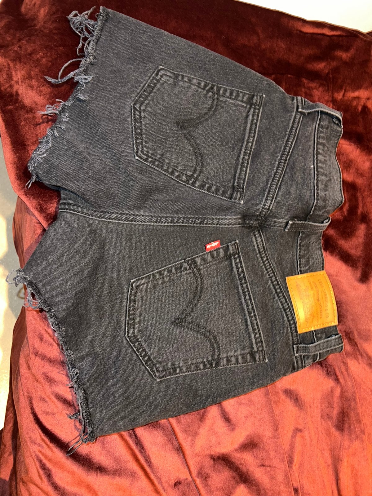 short Levi's, Enlèvement ou Envoi, Comme neuf, Noir