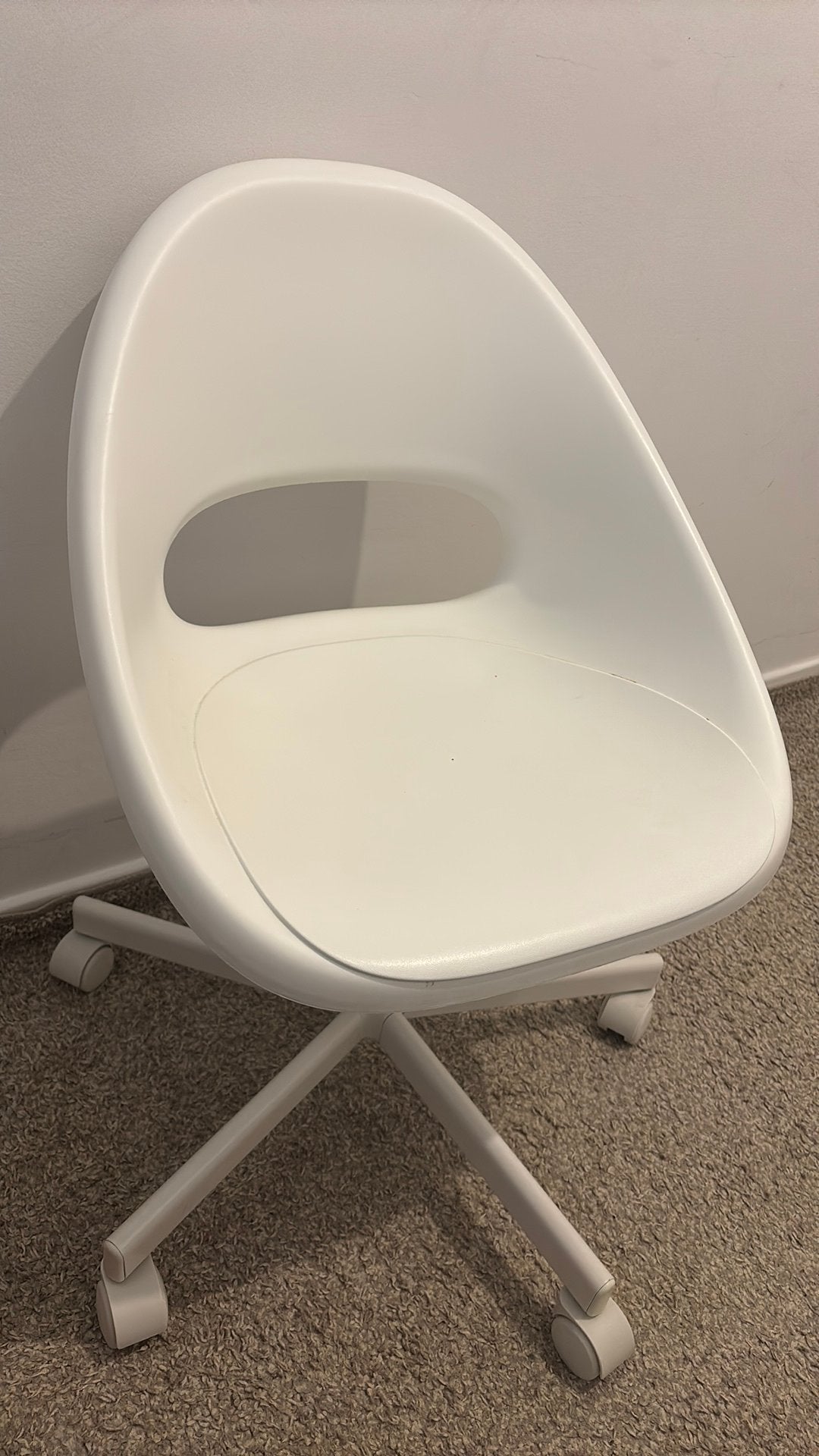 Chaise  pour enfants et idealement pour les adultes, Enlèvement, Comme neuf
