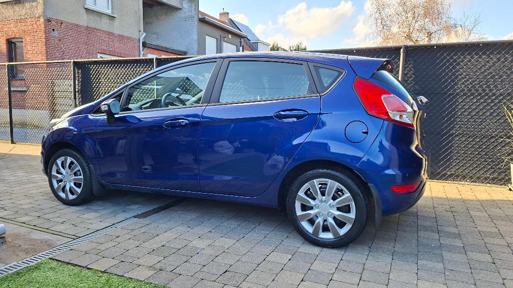 FORD FIËSTA 1.0 80PK BWJ 11/2013 108500KM PRIMA STAAT!!, Auto's, Voorwielaandrijving, Stof, Blauw, 99 g/km