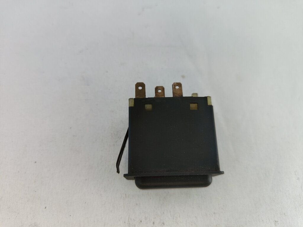 Achterruit verwarming schakelaar BMW 3 / 5 serie E30 E28  61, Gebruikt, -, -, Ophalen of Verzenden