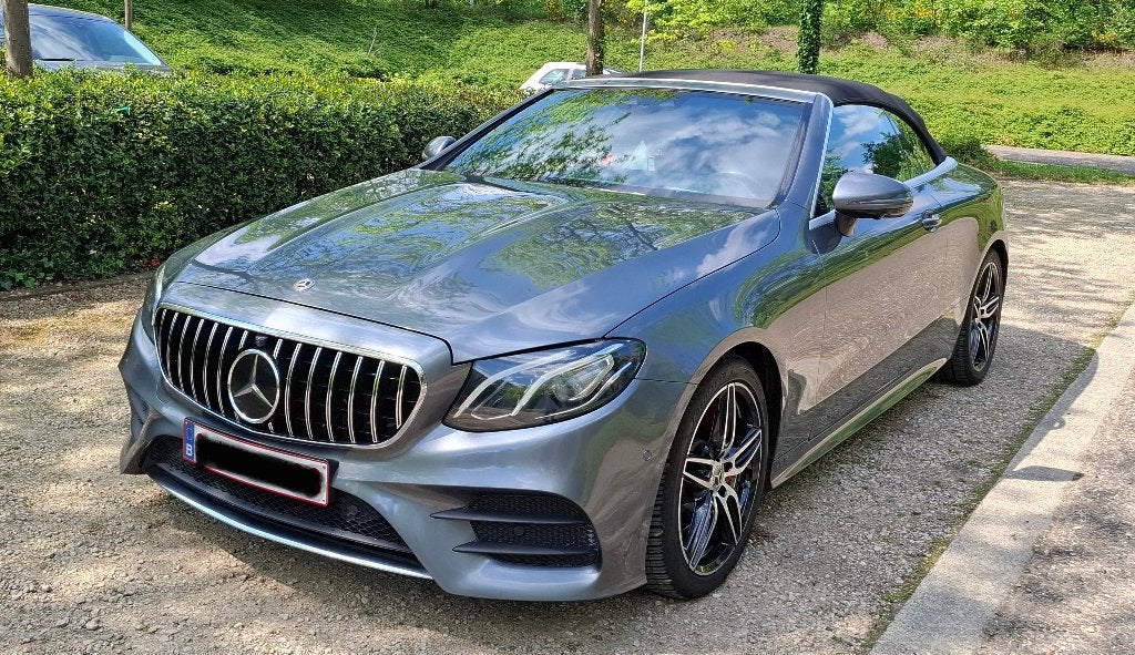 MERCEDES E 200 CABRIO EN EXCELLENT ÉTAT, Autos, Mercedes-Benz, Cuir, Argent ou Gris, Euro 6, Cabriolet