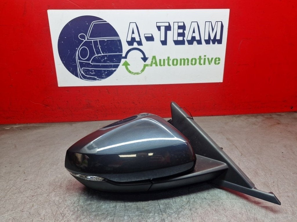 RETROVISEUR EXTERIEUR DROIT Audi A1 Sportback (GBA), Auto-Union-Straße  1,
85057  Ingolstadt, DE, Info@audi.de, Audi, Utilisé
