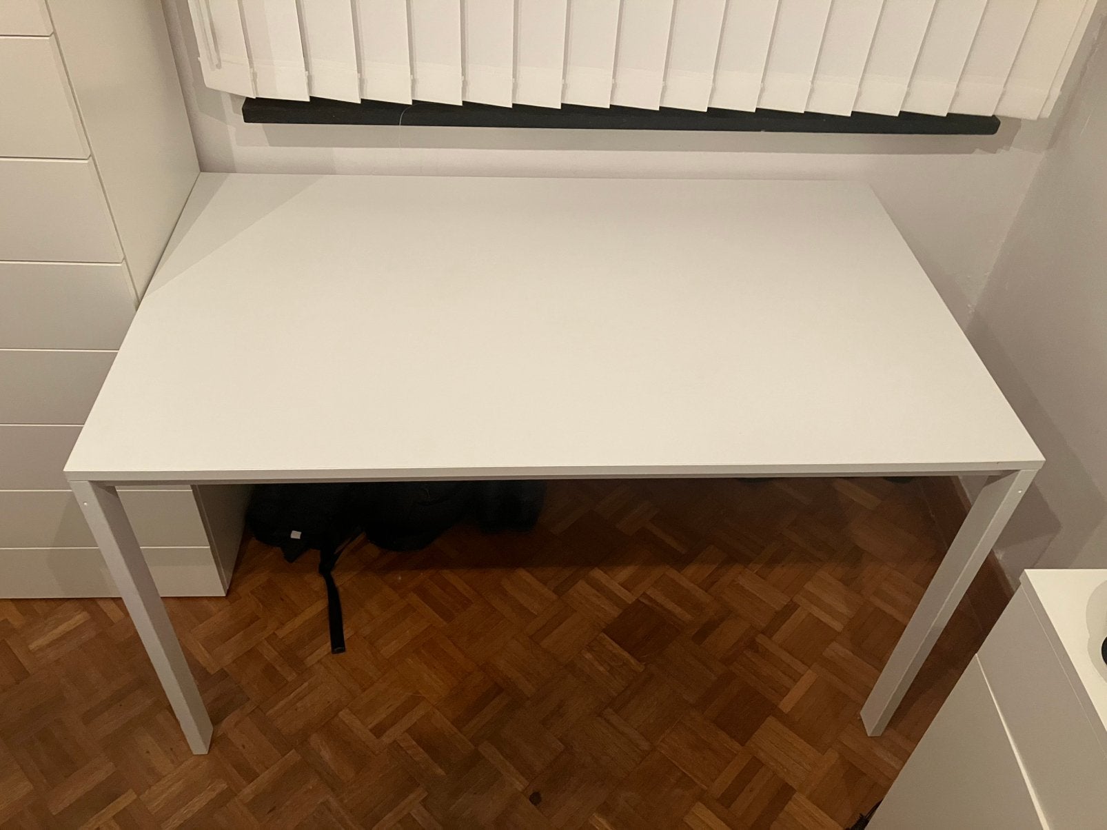 Witte tafel, Huis en Inrichting, Bureaus, Ophalen, Zo goed als nieuw