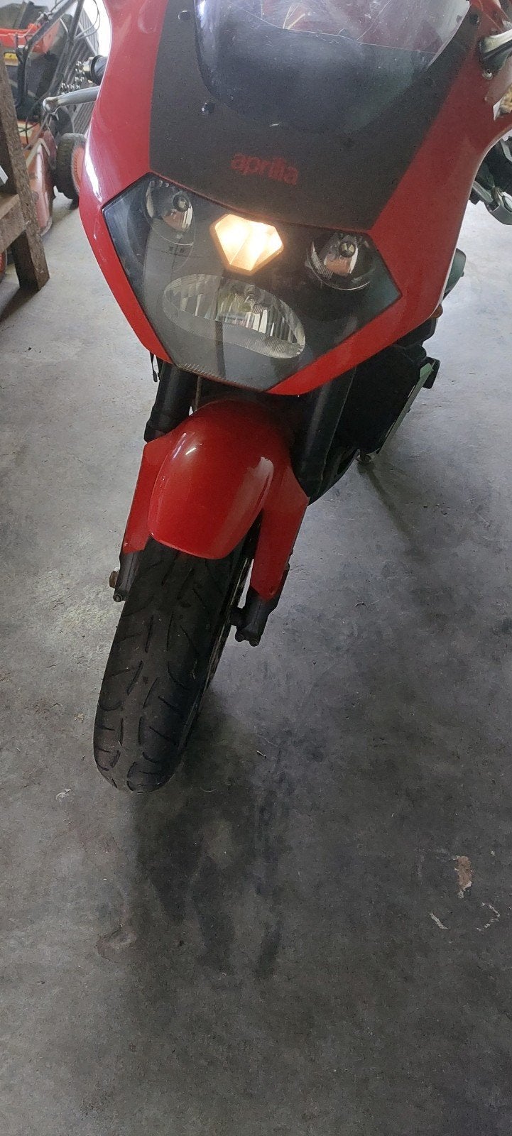 Aprilia tuono, Motoren, Motoren | Aprilia, 2 cilinders, Meer dan 35 kW, 1000 cc
