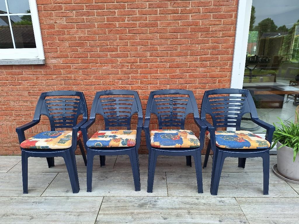4 tuinstoelen, Tuin en Terras, Tuinstoelen, Ophalen, Gebruikt, Kunststof, Stapelbaar