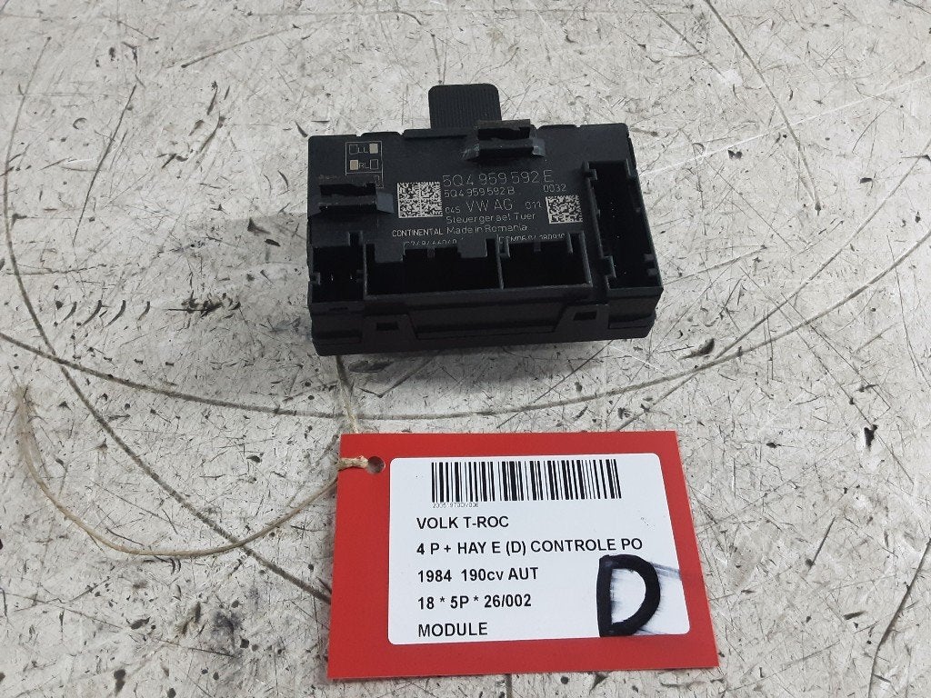 UNITE ELECTRONIQUE Volkswagen T-Roc I (5Q4959592E), Volkswagen, Mevr. I. Hauben, Utilisé, Rue de l'Espoir 34 34
4030  GRIVEGNÉE, BE