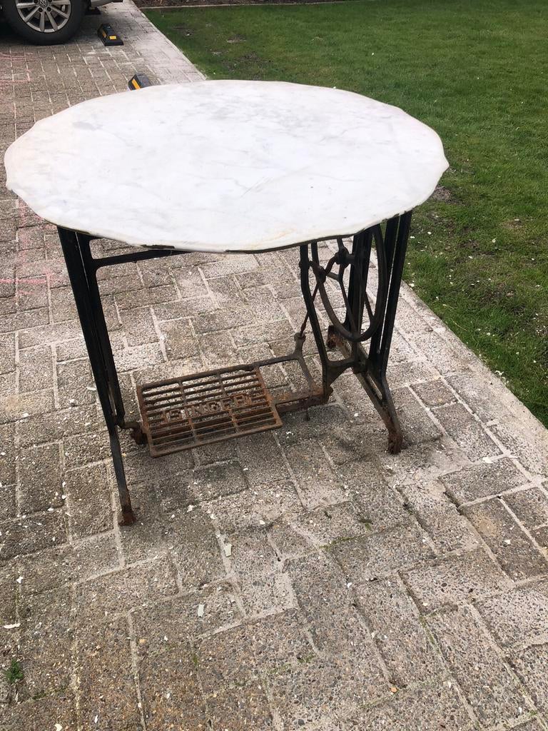 Vintage Bistro tafel, Ophalen, Zo goed als nieuw
