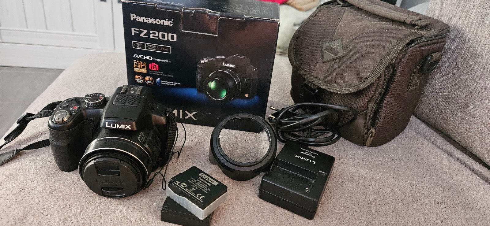 Panasonic Lumix DMC-FZ200, Audio, Tv en Foto, Ophalen of Verzenden, Zo goed als nieuw