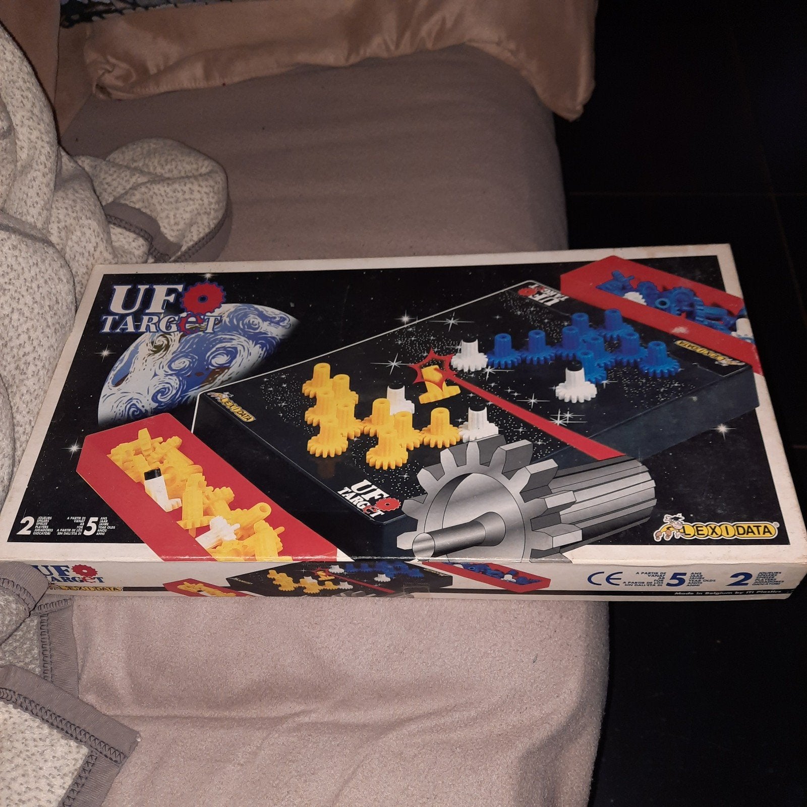 Spel , UFO Target ,  1984 . In zeer goede staat , compleet !, Hobby en Vrije tijd, Drie of vier spelers, Ophalen of Verzenden