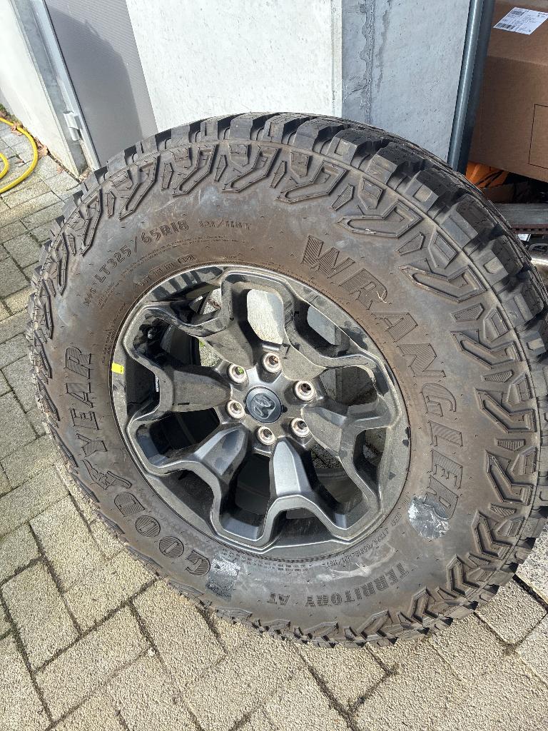Dodge Ram Trx wielen, Neuf, Pneus et Jantes, Pneus été, 325 mm