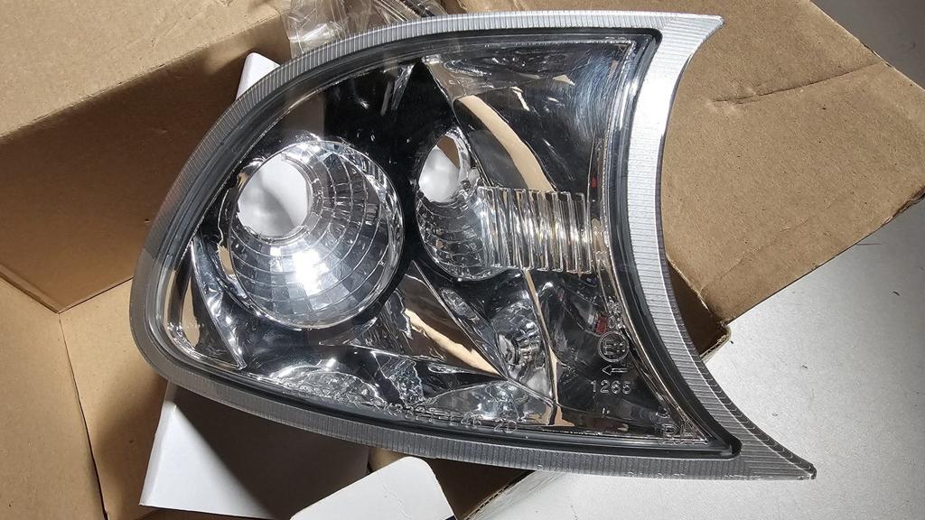 Design hoek knipperlichten led helder BMW 3-Serie E46 coupe, Auto-onderdelen, Verlichting, BMW, Gebruikt, Herkomst onderdeel bekend