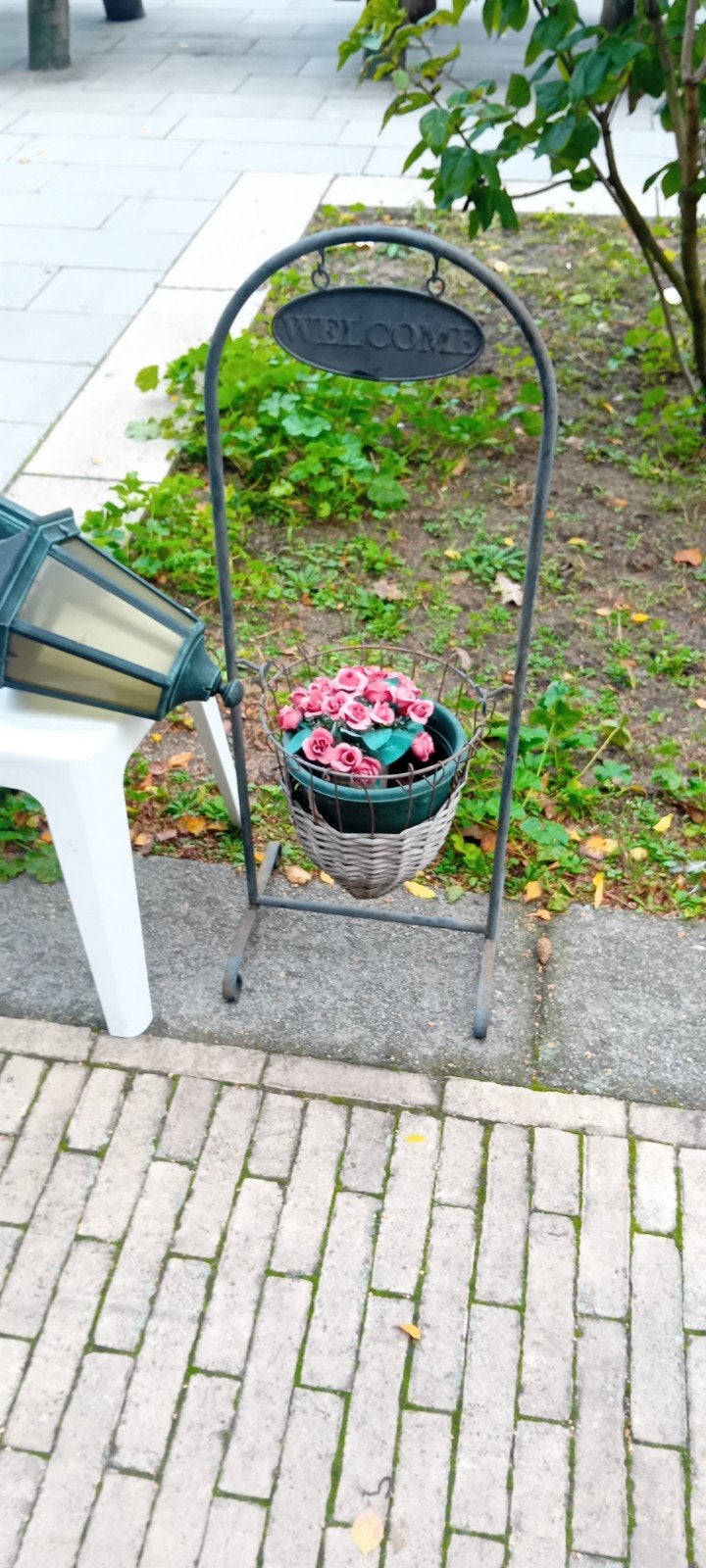 staander, Jardin & Terrasse, Enlèvement