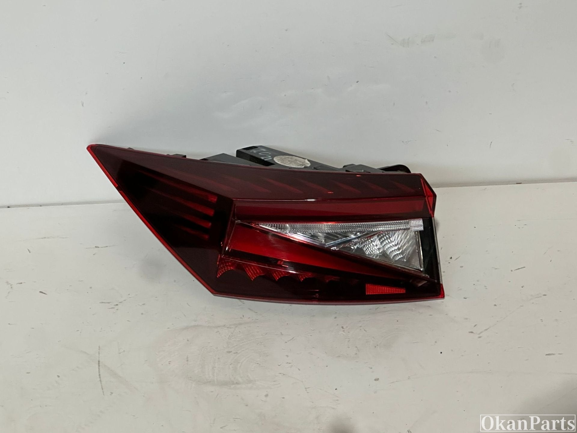 Skoda Enyaq iV LED feu arri re gauche gauche 5LA945207A, Utilisé, Skoda