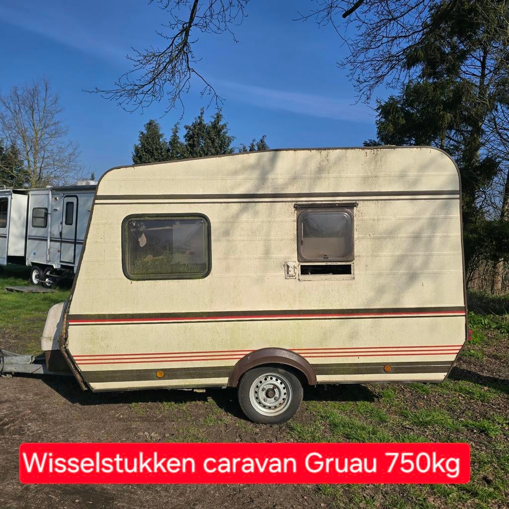 Construction d'un chantier naval de 750 kg de food truck Car, Enlèvement