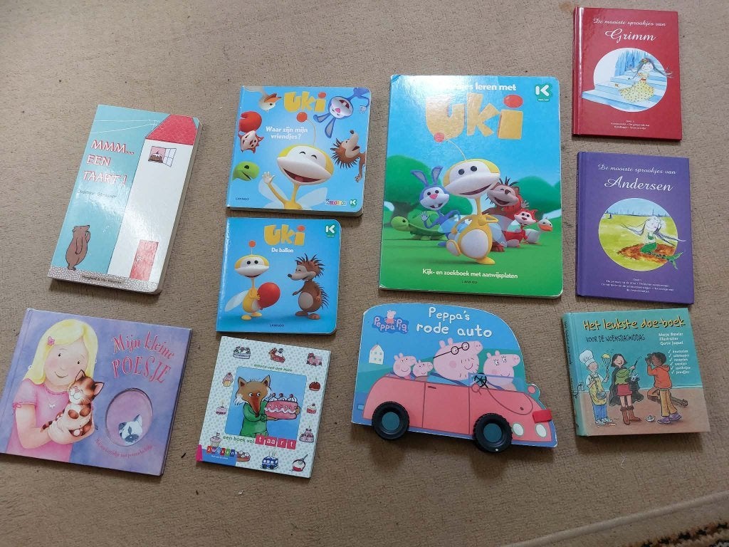 Boekjes om te lezen zoals Uki, Ophalen, Zo goed als nieuw, Jongen of Meisje
