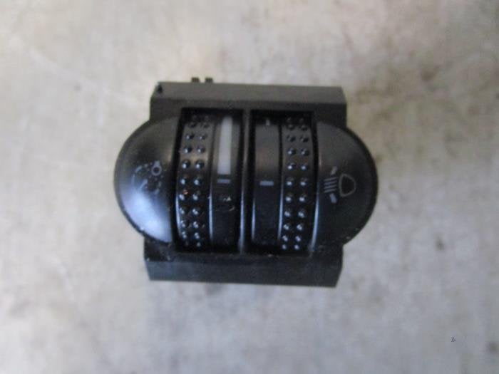 Commutateur phare hauteur réglable d'un Volkswagen Polo (Po, Volkswagen, -, 3 mois de garantie, Utilisé