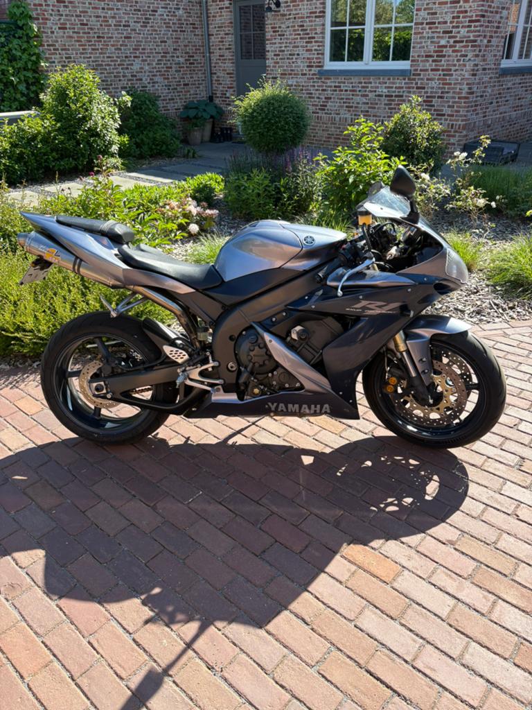 Yamaha r1 goede staat, Motoren, Motoren | Yamaha, Sportuitlaat, 4 cilinders, Motorrijbewijs A, Gebruikt