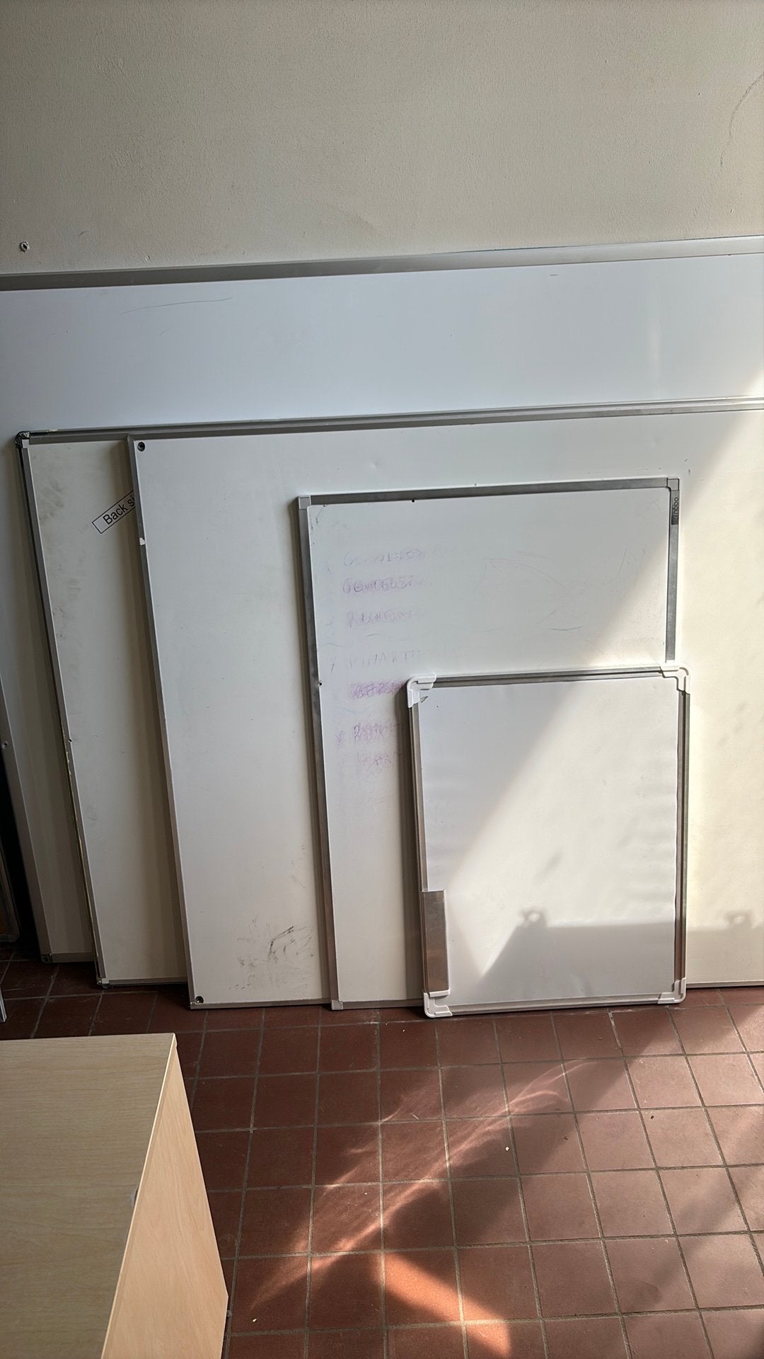 Whiteboard verschillende groottes, Enlèvement, Utilisé