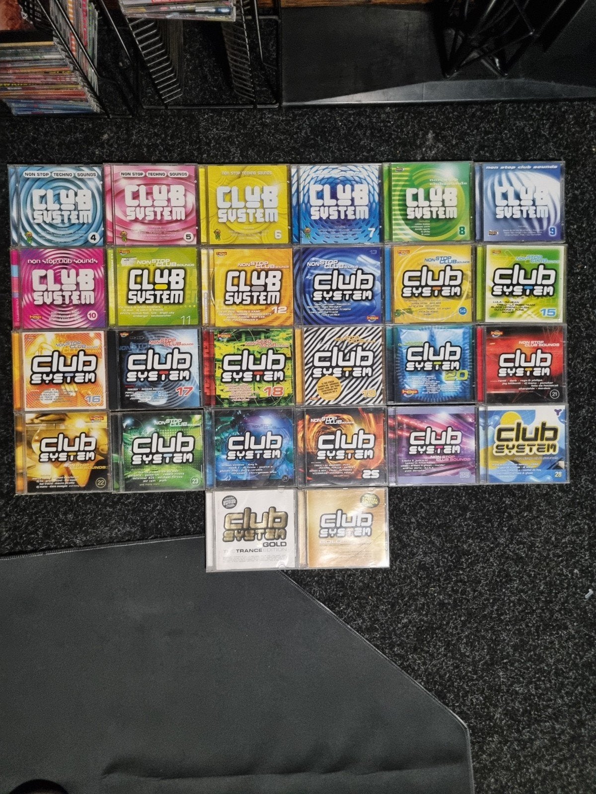 Club System cd's 4 t.e.m. 26 + 28 + silver + gold, Enlèvement