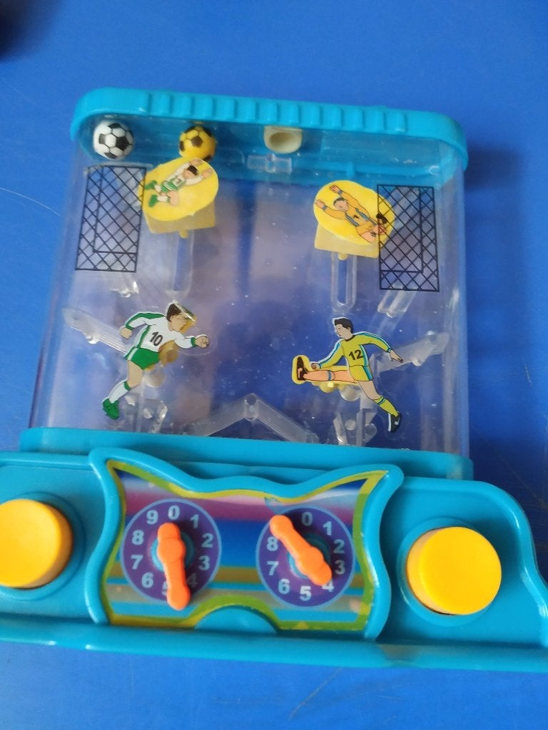 waterspelletje voor kinderen voetbal, Enlèvement ou Envoi