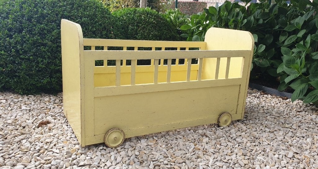 Ancien petit lit d’enfant en bois, Enlèvement