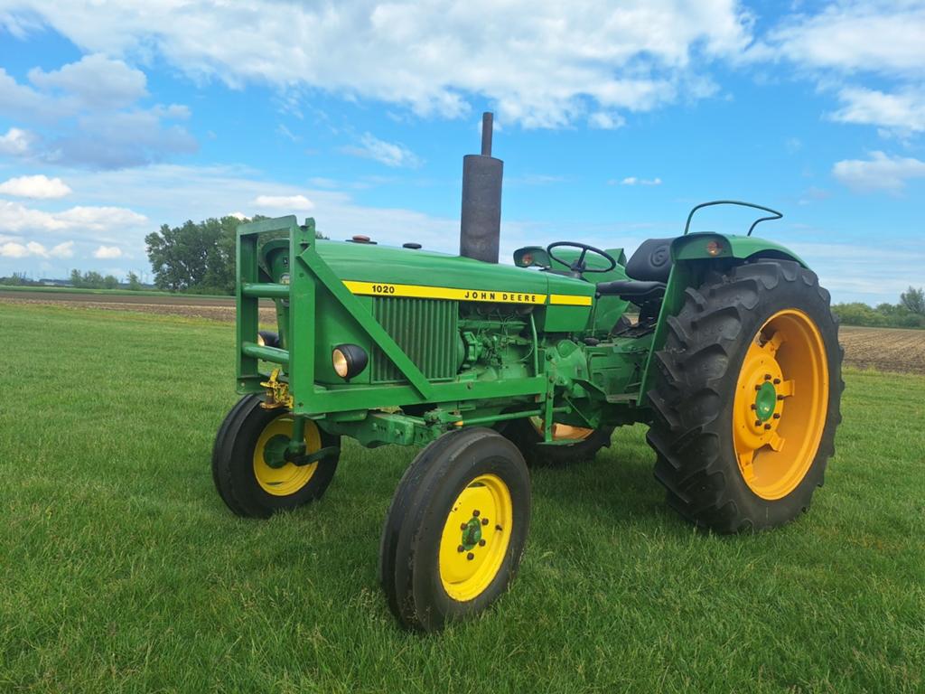 John Deere 1020,6300 heures d'origine., Articles professionnels, Agriculture | Tracteurs, John Deere, Jusqu'à 80 ch, 5000 à 7500