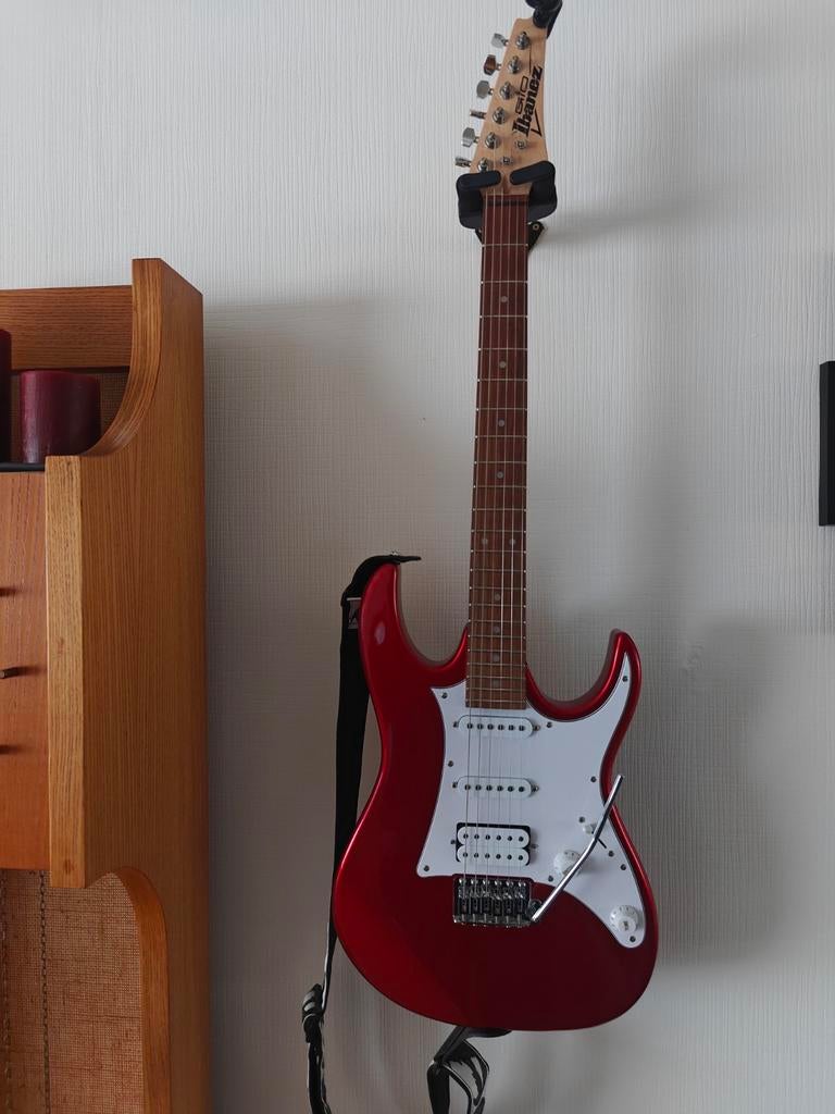 Guitare électrique, Enlèvement, Ibanez