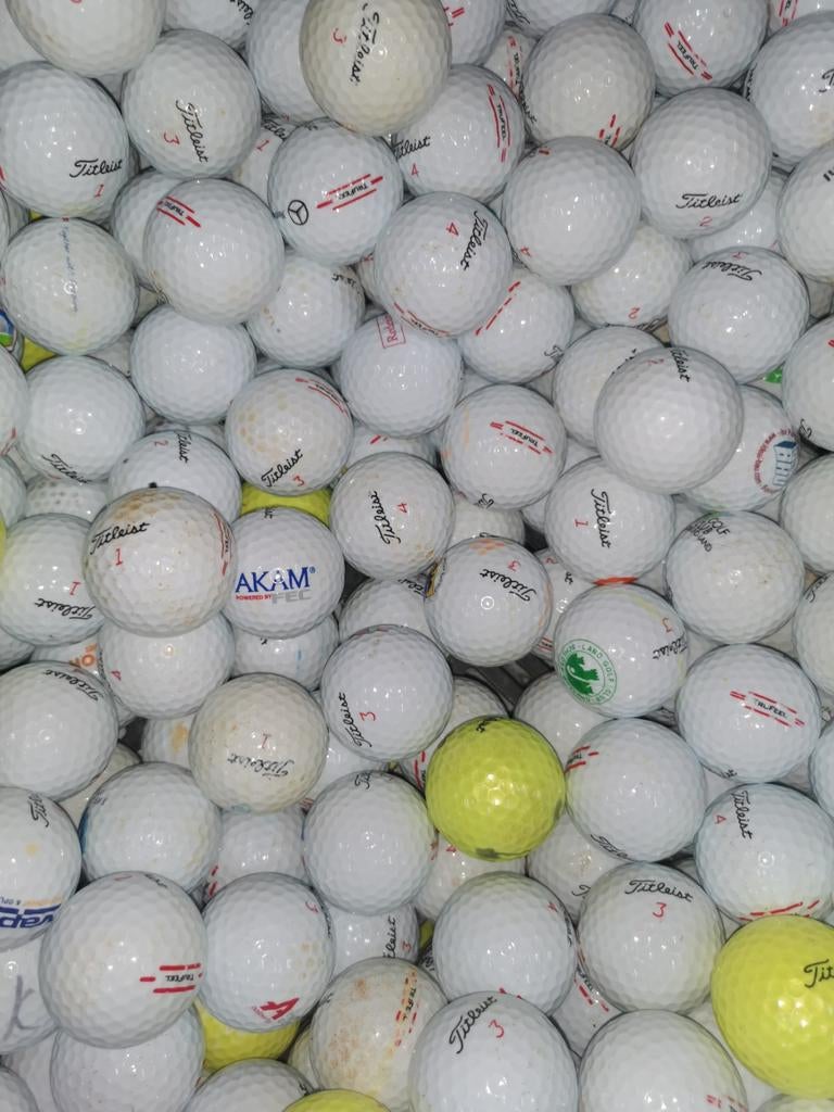 Titleist trufeel golfballen 100 stuks, Sport en Fitness, Golf, Ophalen of Verzenden