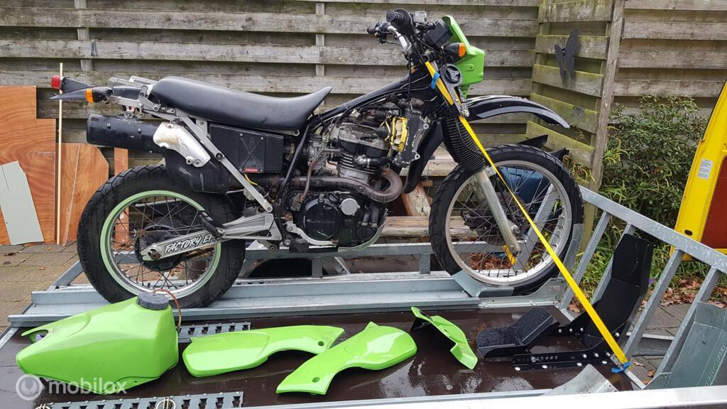 Kawasaki KL(R) 600 compleet maar in ONDERDELEN 1984/1989, Motoren, Gebruikt, Ophalen of Verzenden