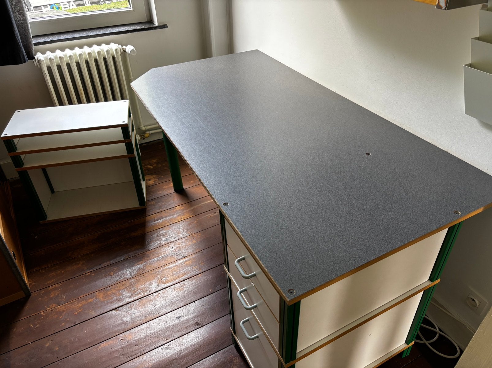 Bureau 80x160 + petit meuble associe (29x58x56), 160 cm, Enlèvement, Utilisé, Bureau-armoire combiné