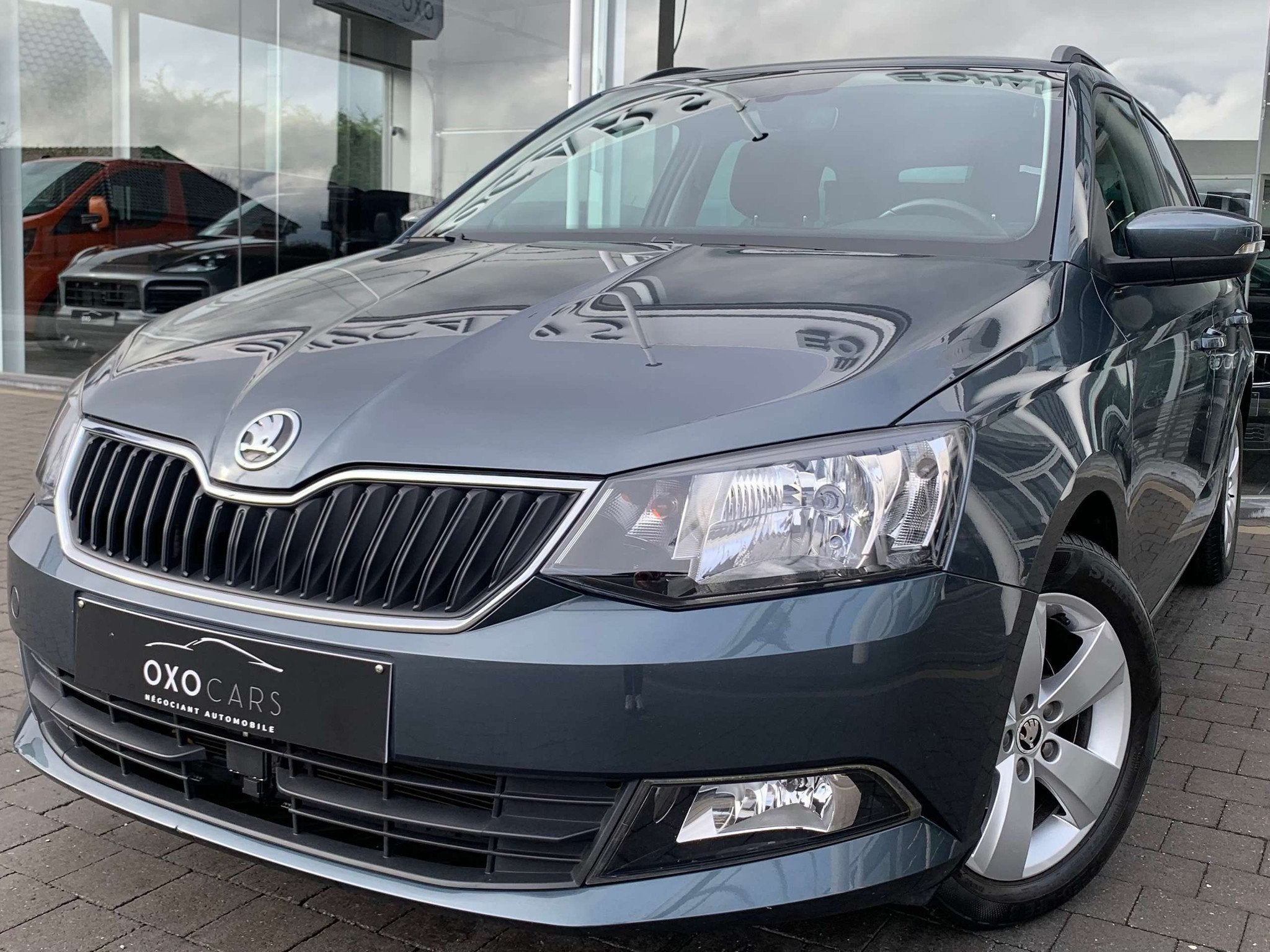Skoda Fabia SW 1.2 TSI 90CV / Airco / Cruise / Radar de Recu, Autos, Argent ou Gris, Achat, 90 ch, Euro 6