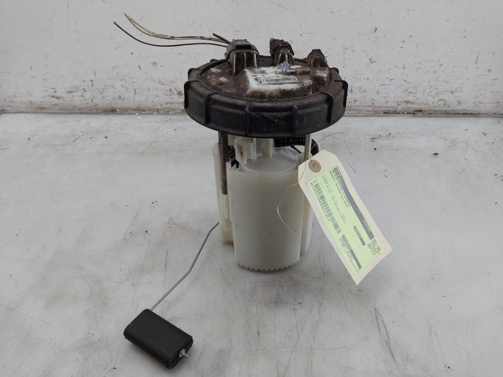 POMPE CARBURANT ELECTRIQUE Renault Megane III Berline (BZ), Robert Bosch AG, Renault, Utilisé, Robert-Bosch-Allee 1
74232  Abstatt, DE
