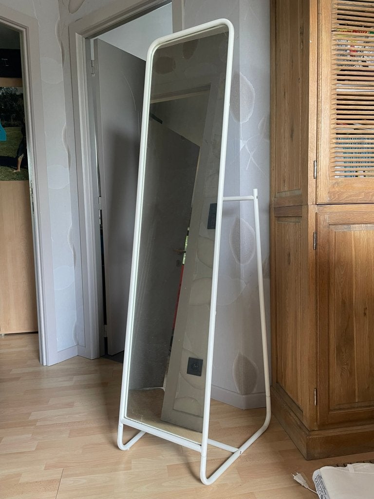 Staande spiegel, wit metalen frame - 165 cm - goede staat, Ophalen, Zo goed als nieuw