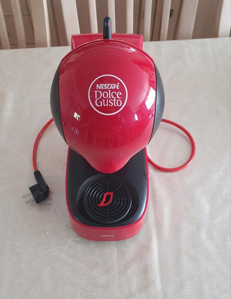 Machine a thé et café nescafé dolce gusto très bon état, Enlèvement