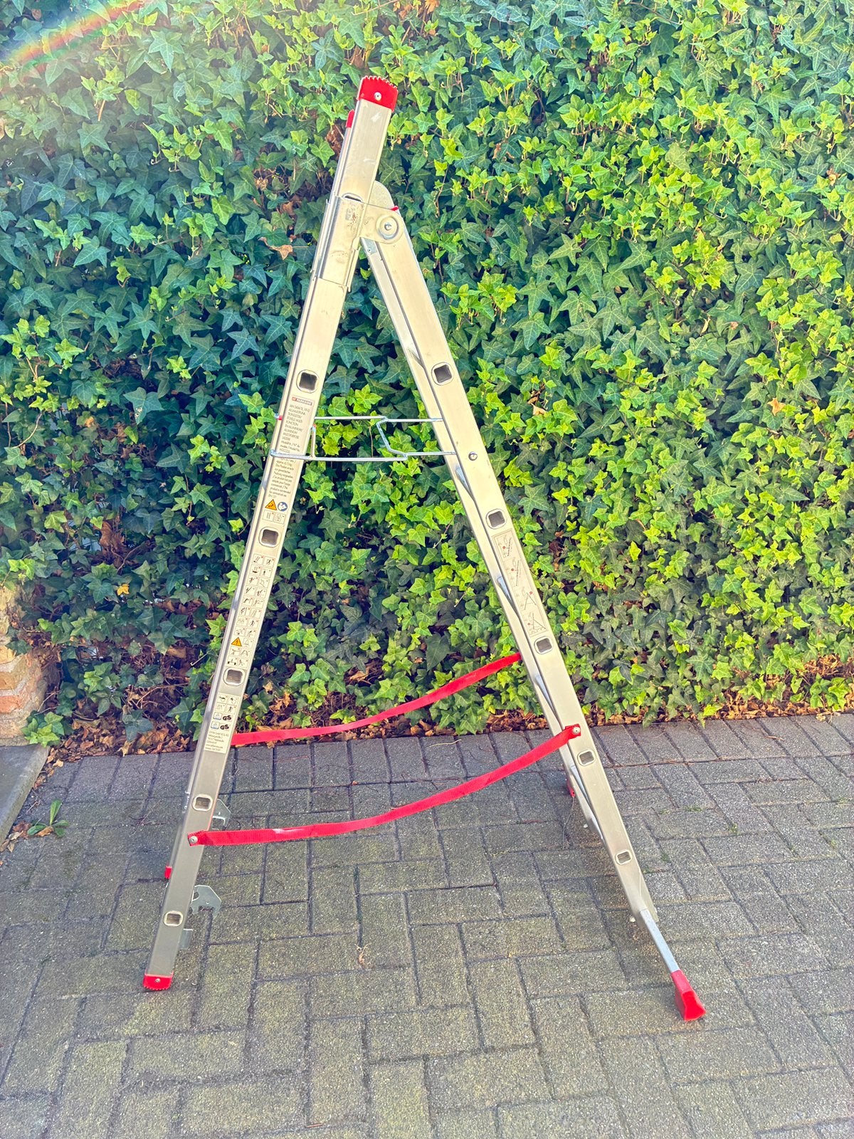 Compacte ladder, Doe-het-zelf en Bouw, Ophalen, Zo goed als nieuw, Ladder