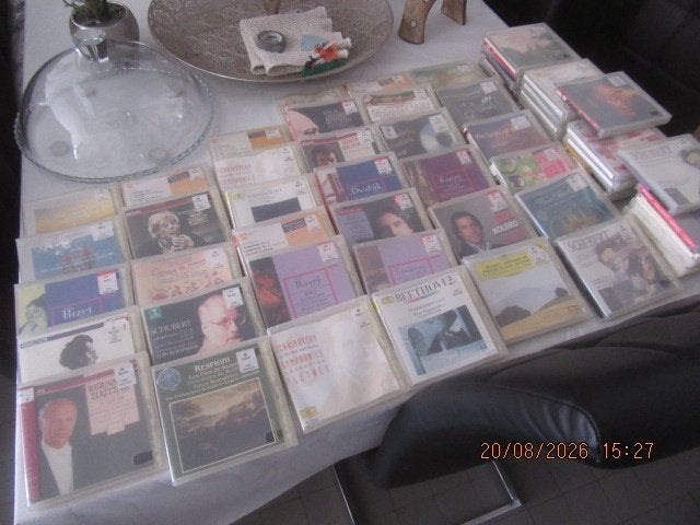 lot  de+-100 cd   assortis divers/envois gratuit, Ophalen of Verzenden, Zo goed als nieuw, Verzamelalbum, Overige typen