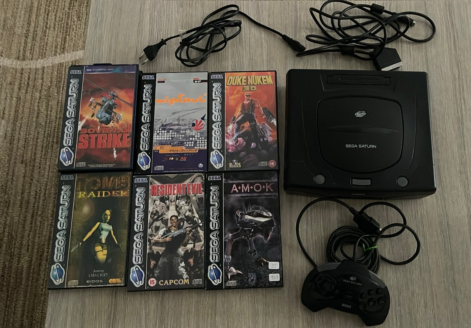 Sega Saturn met 6 complete games, Games en Spelcomputers, Ophalen of Verzenden, Zo goed als nieuw, Met games