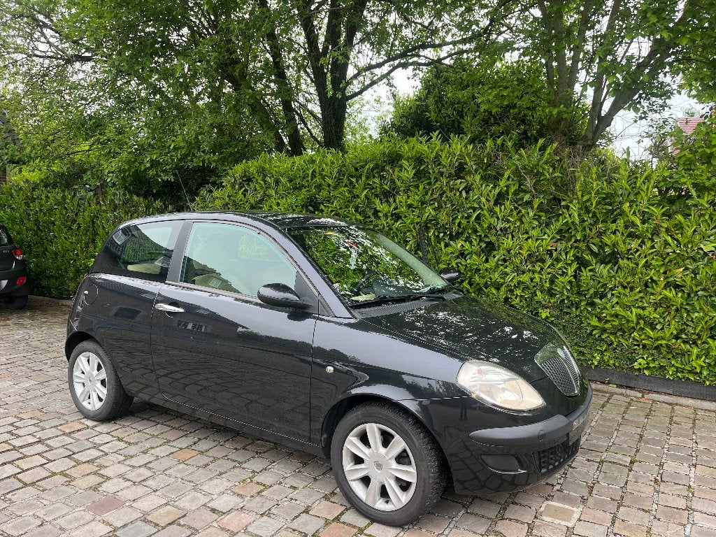 Lancia Ypsilon  113000KM Airco, Autos, Achat, Entreprise, Ypsilon, Alarme