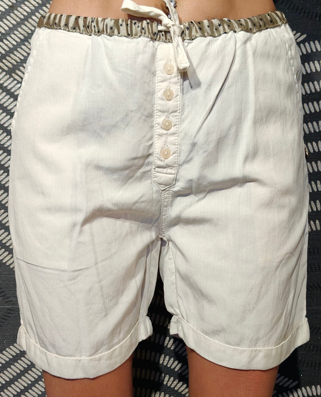 Bermuda fluide écru 52% lin 48% soie Maison Scotch, Maison scotch, Enlèvement ou Envoi, Comme neuf, Taille 34 (XS) ou plus petite