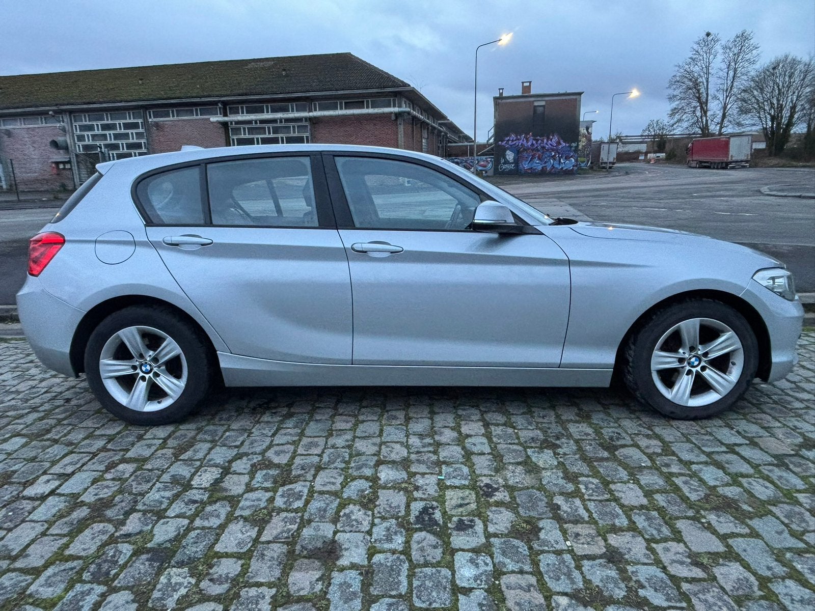 BMW 116i, Autos, BMW, Particulier, Série 1, Essence, 5 portes, Boîte manuelle, Enlèvement