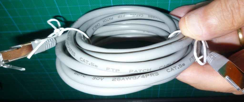 2. Câble Ethernet RJ45 – Cat5e – très bon état, Informatique & Logiciels, Enlèvement ou Envoi, Comme neuf