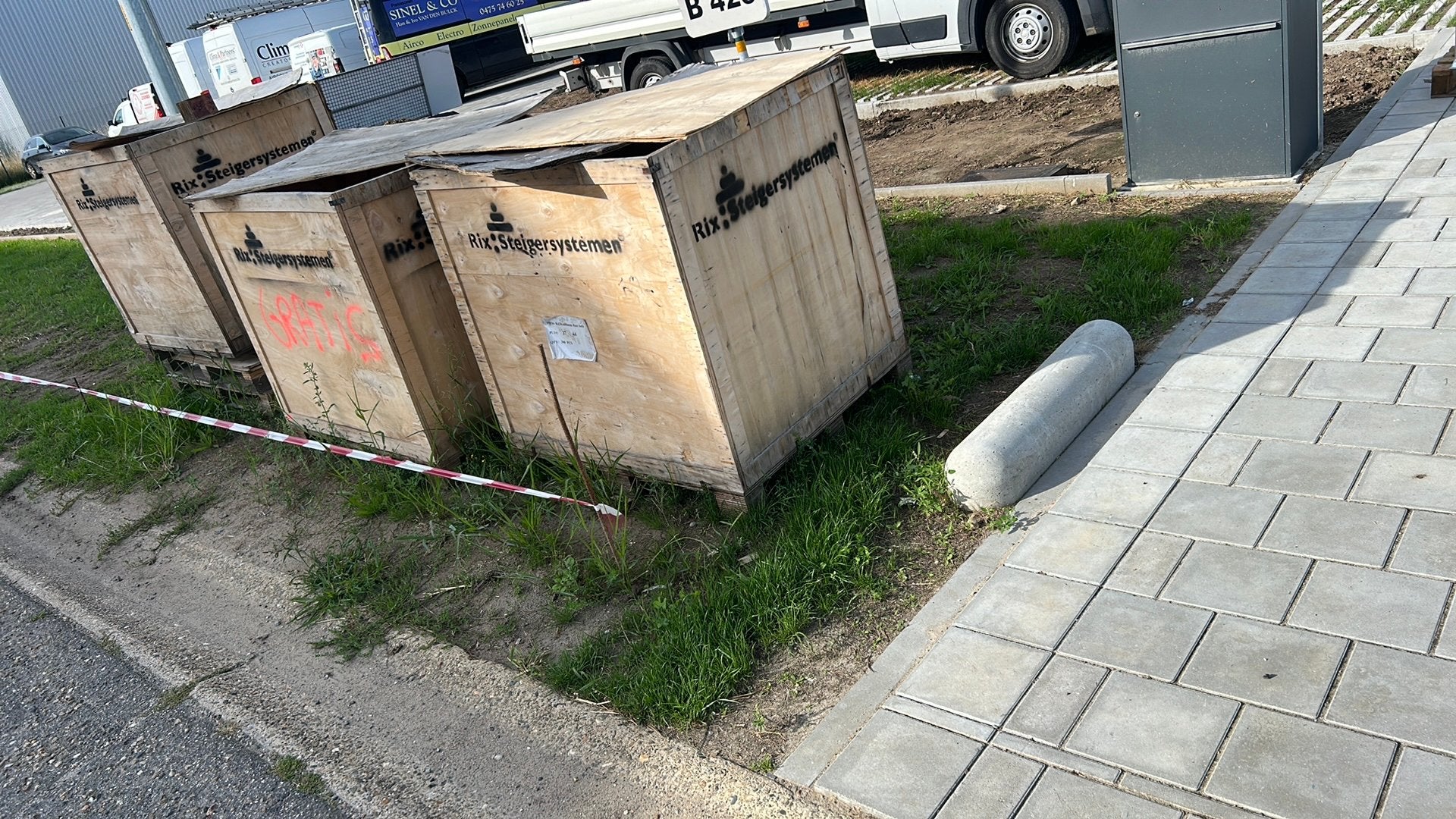 GRATIS houten kisten container bak, Bricolage & Construction, Casiers & Boîtes, Enlèvement, 75 à 100 cm, Utilisé, 50 cm ou plus
