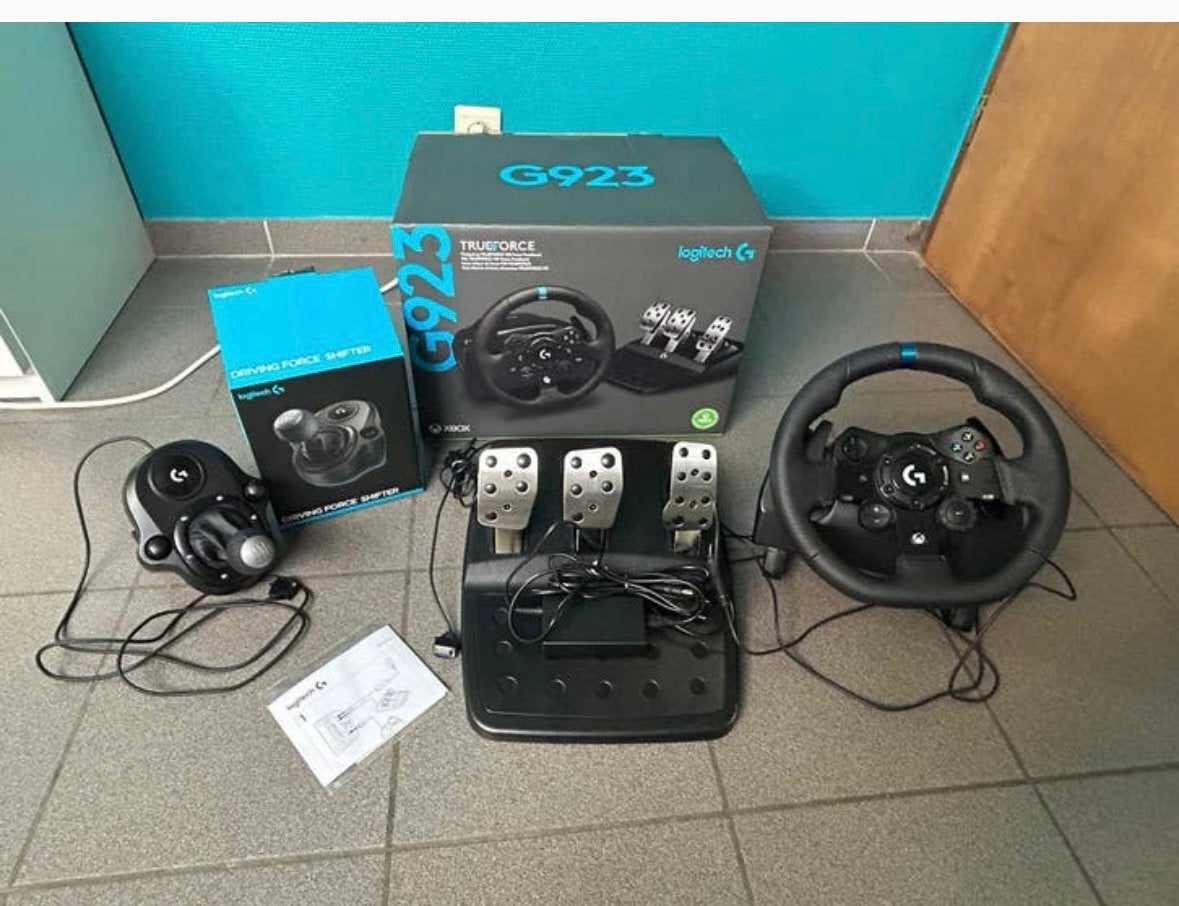 Logitech G923, Games en Spelcomputers, Verzenden, Zo goed als nieuw