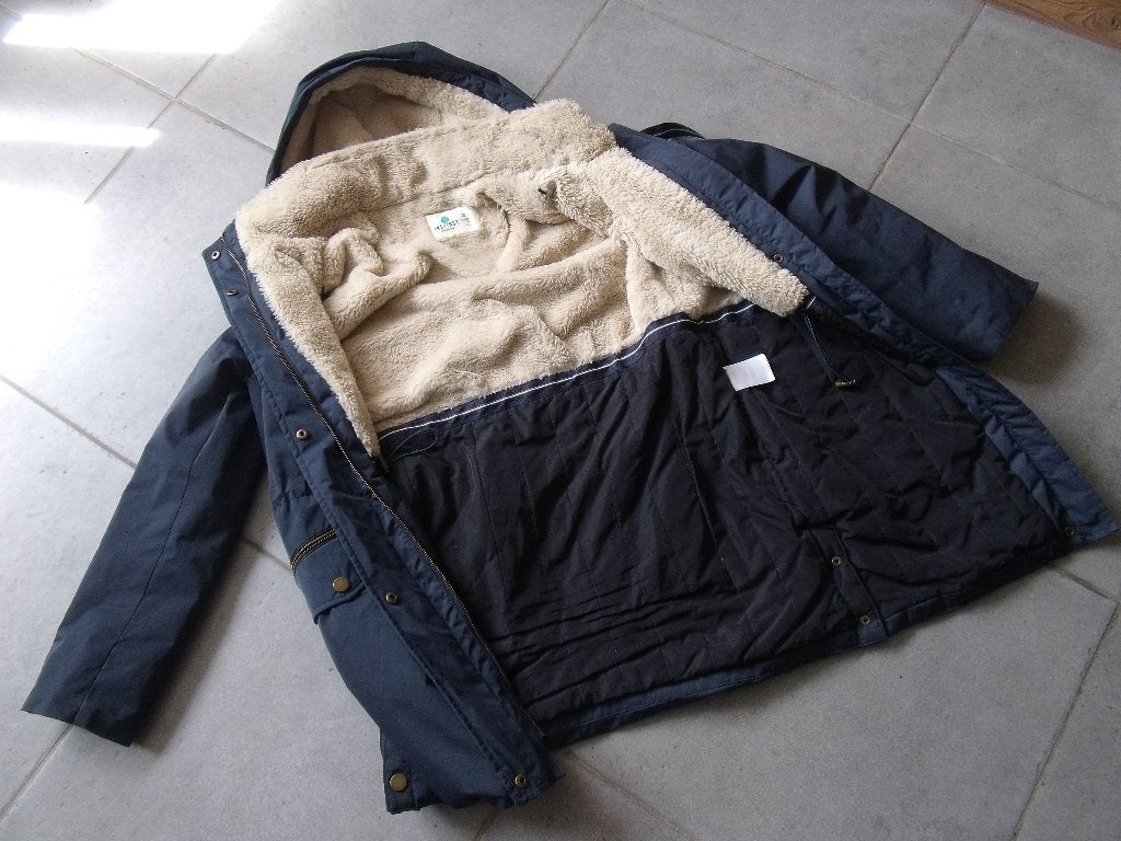 manteau / veste femme hiver taille M, Vêtements | Femmes, Taille 38/40 (M), Enlèvement ou Envoi, Comme neuf, Écologique Instinct