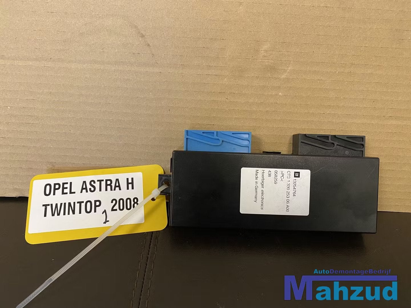 OPEL ASTRA H Cabriokap cabriodak computer 13254764 2004-2008, Opel Automobile GmbH, Opel, Bahnhofsplatz 1
65423  Russelsheim am Main, DE